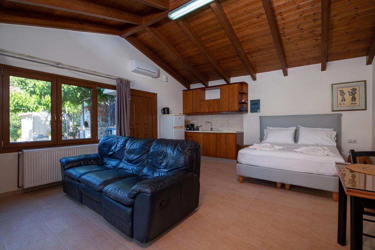 Vitamin Sea Luxury Villas Agia Pelagia  Exterior foto